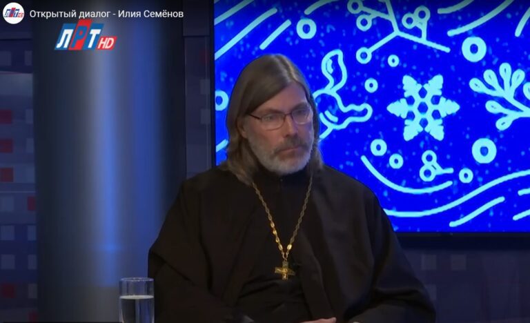 Священник Илия Семенов в телепередаче «Открытый диалог»