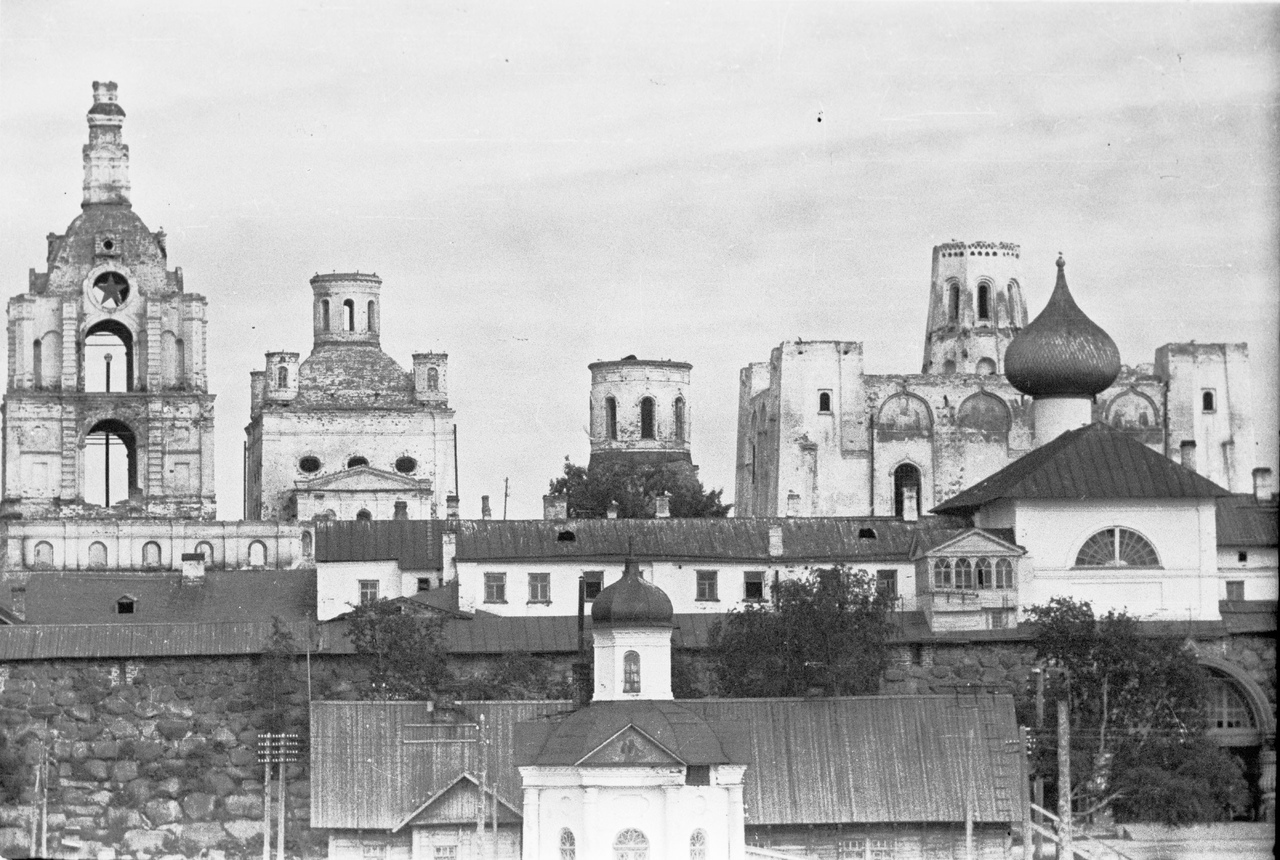 Соловецкий монастырь в 1930 году